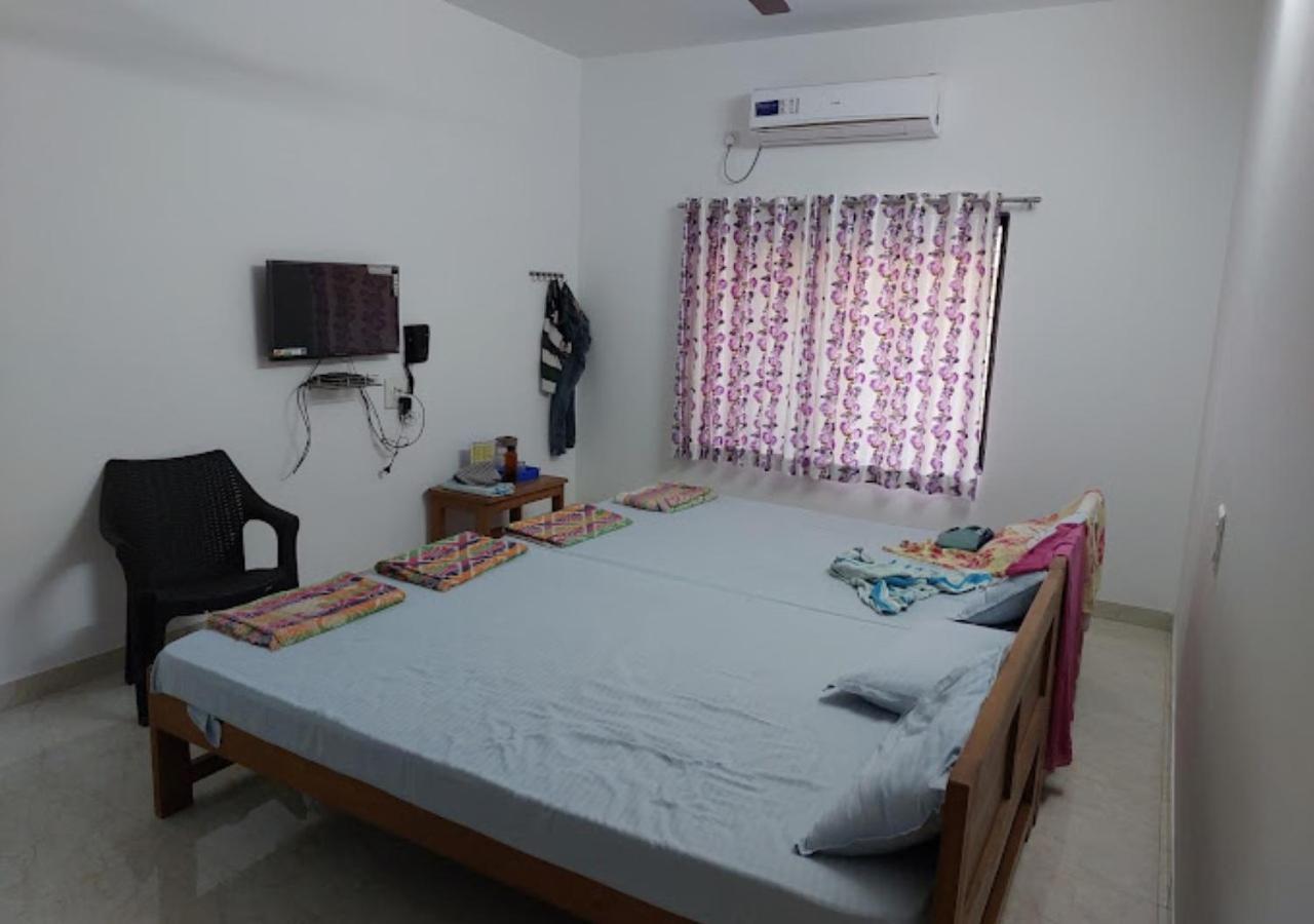 Bapat Niwas Home Stay กันปาตีปุเล ภายนอก รูปภาพ